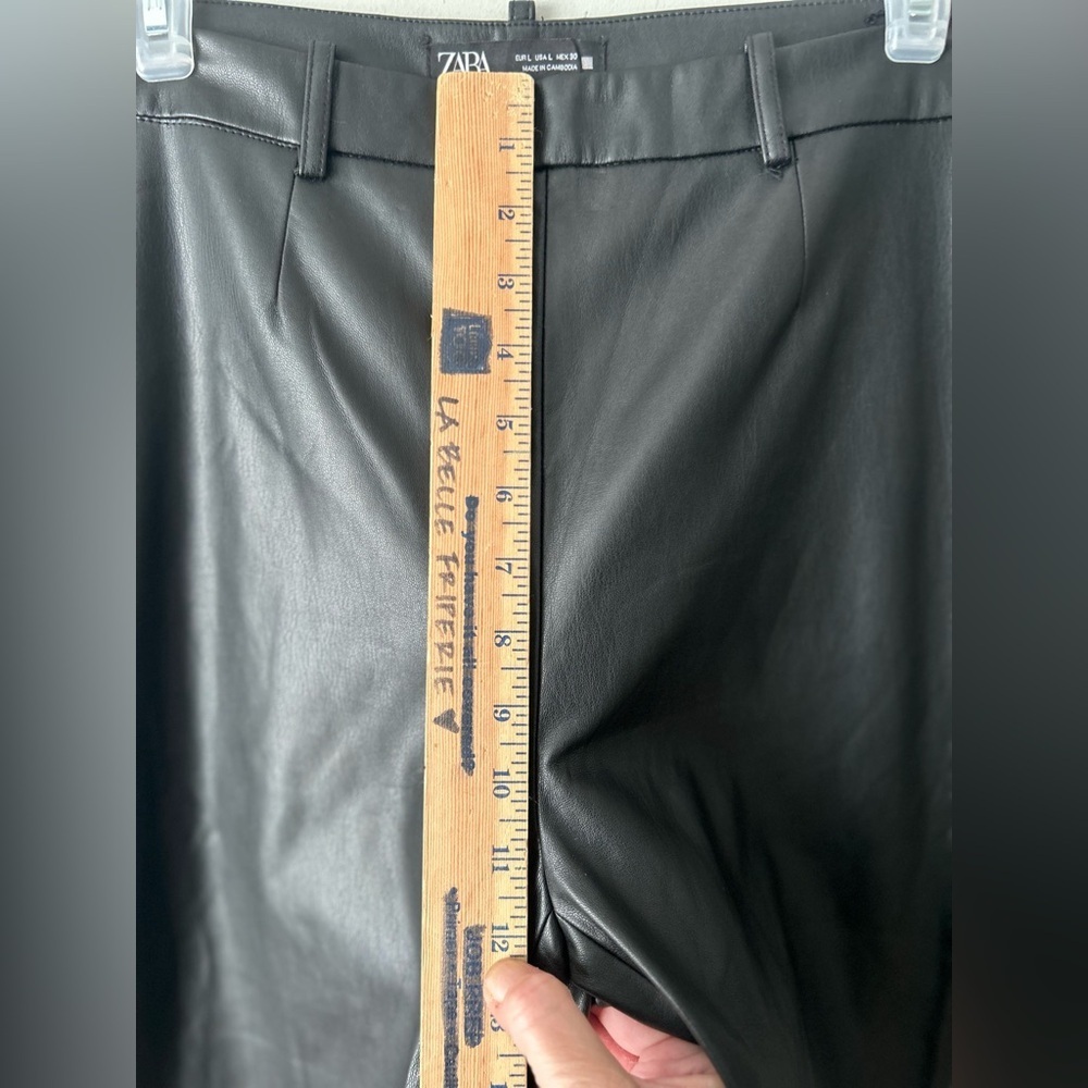 ✌️4 for $20✌️ Zara high waisted vegan leather cigarette pants - Picture 7 of 13